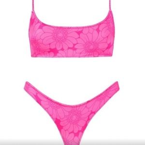 Triangl pink floral bikini